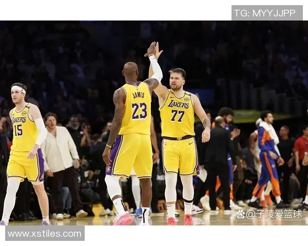 2021年NBA季后赛勇士与湖人激战回顾及精彩瞬间分析 2021年NBA季后赛勇士与湖人激战回顾及精彩瞬间分析